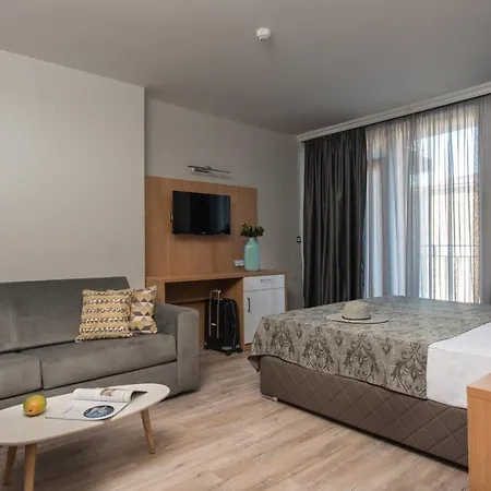 Vila Mariya Holiday Napospart